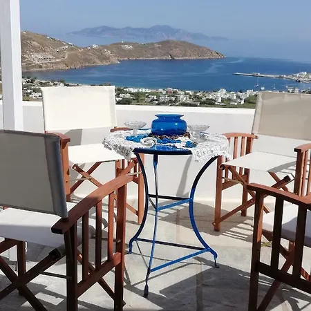 Pensión Tirquaz View Serifos Town