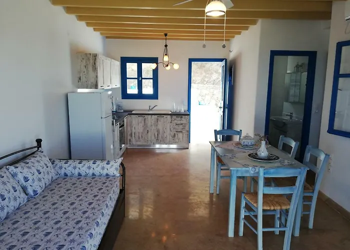 Affittacamere Tirquaz View Serifos Town