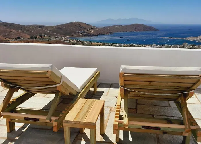 Pensión Tirquaz View Serifos Town