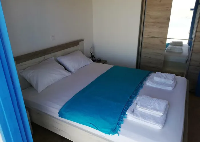 Tirquaz View 4* Serifos Town